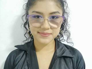 Chat vidéo érotique CARAMEELL