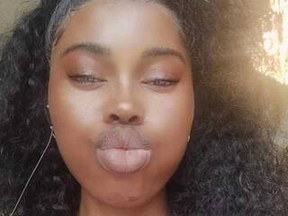 Chat vidéo érotique CaramelCandy