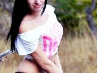 Chat vidéo érotique carinna