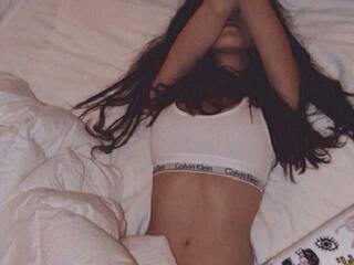 Chat vidéo érotique Carito35