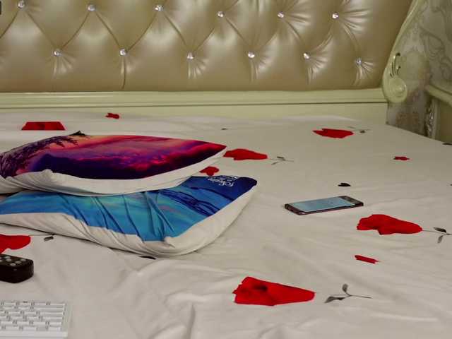 Captures d'écran de diffusion CarmellaAngel