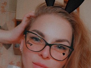 Chat vidéo érotique CarolinaDiamond33