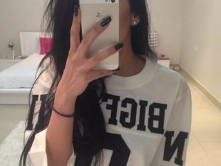 Chat vidéo érotique Caroline-Kitty