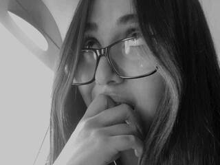 Chat vidéo érotique Caroline12