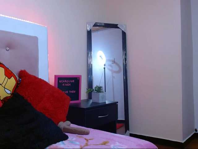 Captures d'écran de diffusion carolinekindx