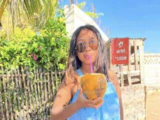 Chat vidéo érotique Cassyah