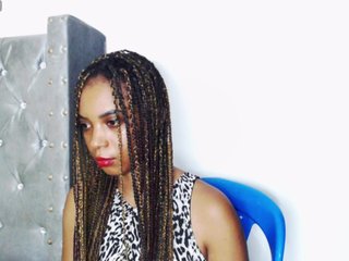 Chat vidéo érotique CataSantana_