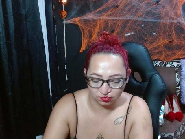 Photos cataleya-ar come you want a big dirty show on the floor and see how i drink my fluids for 500tokns come enjoy it