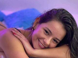 Chat vidéo érotique Catiramodel25