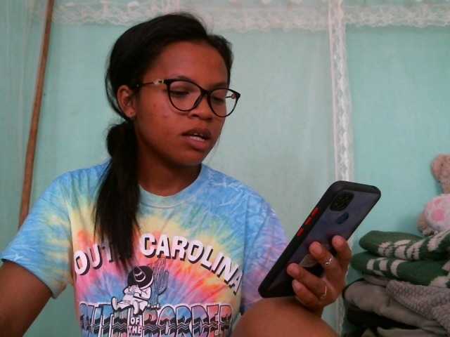 Captures d'écran de diffusion Chaima-6