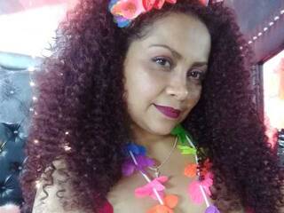 Chat vidéo érotique CharlizeJade