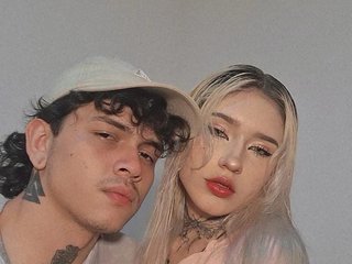 Chat vidéo érotique Charlotte-and-Liamm