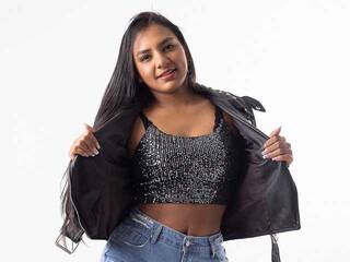 Chat vidéo érotique CharlotteBlak