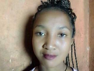 Chat vidéo érotique Chatyah