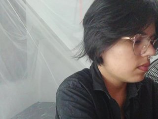 Chat vidéo érotique CherryAangela