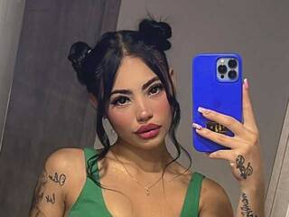 Chat vidéo érotique cherrymodel