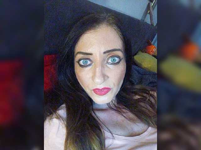 Captures d'écran de diffusion ChristianaHot