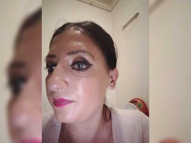 Captures d'écran de diffusion ChristianaHot