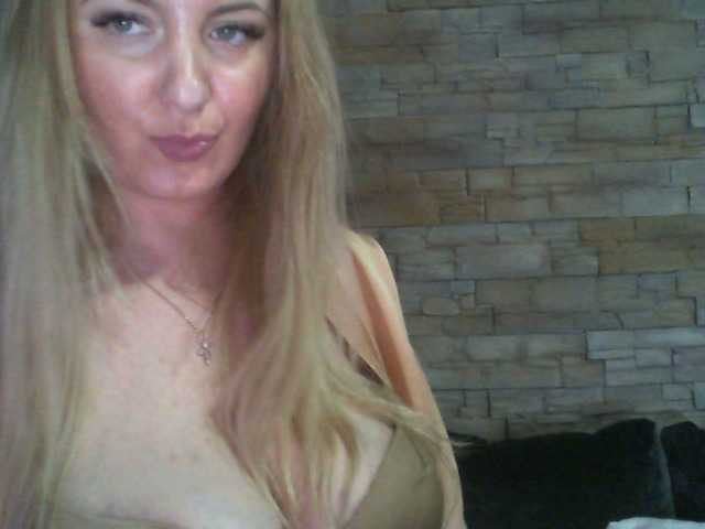 Captures d'écran de diffusion ChristinaHotX