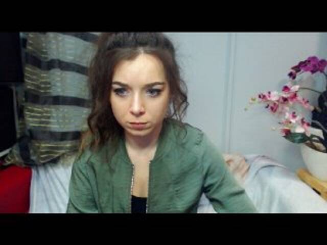 Captures d'écran de diffusion CindyKiss20