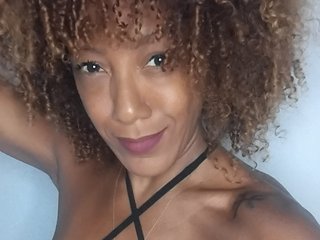 Chat vidéo érotique CinnamonGirlBR