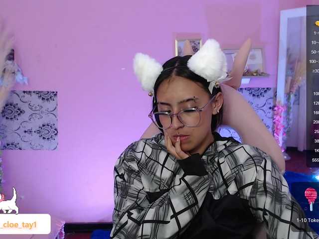 Captures d'écran de diffusion cloe-tay1
