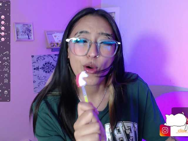 Captures d'écran de diffusion cloe-tay1