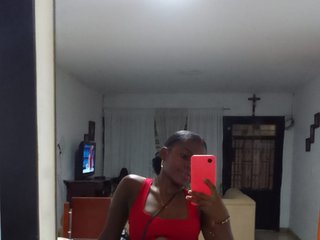 Chat vidéo érotique CloeThomson