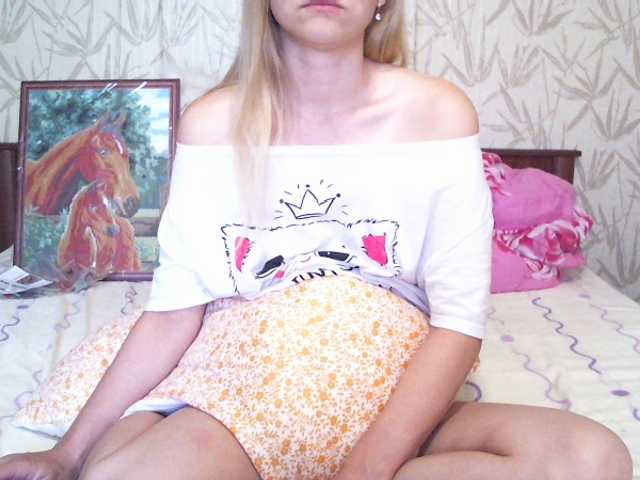 Photos -Mabel- Hi! im Nastya from Russia)play with me YOU can in prvt chat. Welcome) take off all 400tk .Have a good time :>