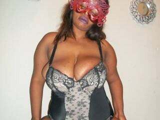 Chat vidéo érotique CallyCaliente