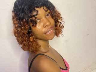 Chat vidéo érotique Cum-on-Lia