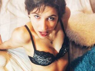 Chat vidéo érotique CumAddicted