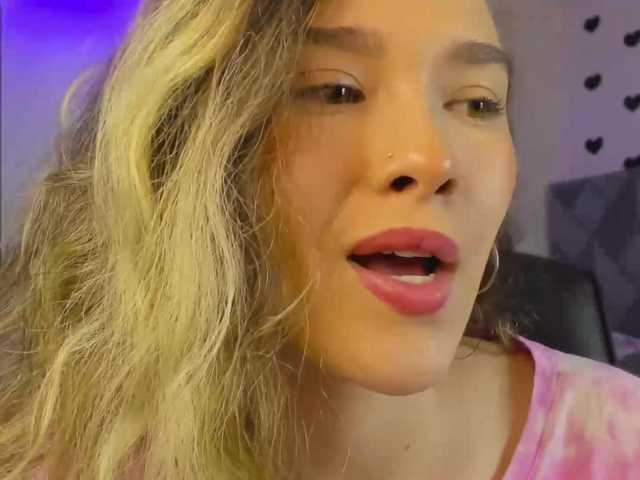 Captures d'écran de diffusion curlygirl1