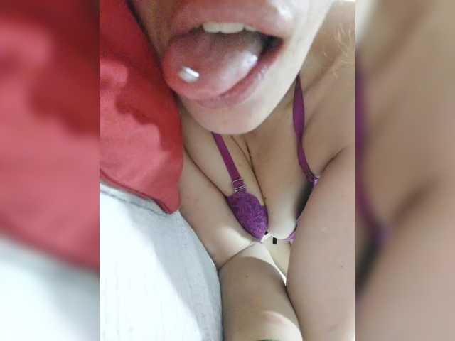 Photos CurlyHanna #horny#pircing#tongue#nipples#perfored#milf#hottest#deeptroat#flexiblity#