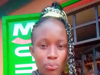 Chat vidéo érotique cute-letty