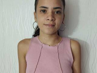 Chat vidéo érotique Cute-michel