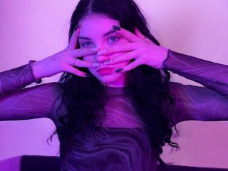 Chat vidéo érotique CuteCurly18