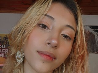 Chat vidéo érotique CuteWee420