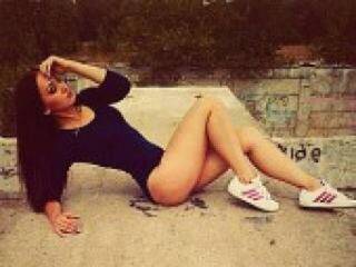 Chat vidéo érotique daaniella