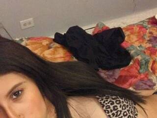 Chat vidéo érotique MoonReign