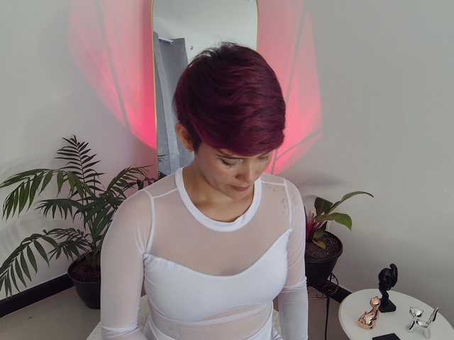 Captures d'écran de diffusion DannaCartier