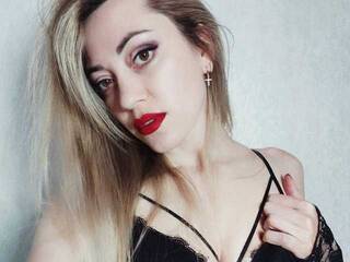 Chat vidéo érotique Darina_kis