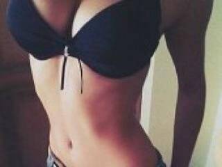 Chat vidéo érotique darina1313