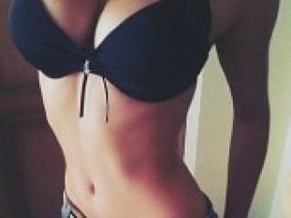 Chat vidéo érotique darina1313