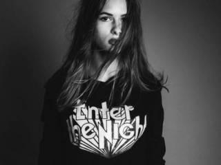 Chat vidéo érotique darinali