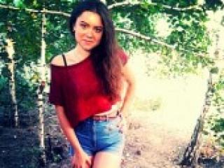 Chat vidéo érotique darisha5