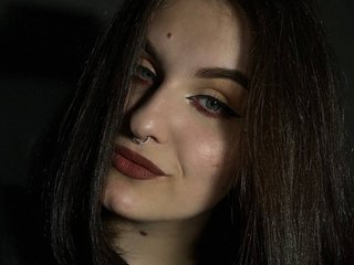 Chat vidéo érotique Dark-Shine