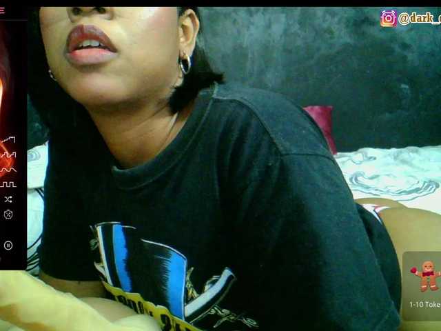 Photos darkessenxexx1 Hi my loveI'm very horny today And I want to ride you @total tokens At this moment I have @sofar tokens, Help me to fulfill it, they are missing @remain tokens
