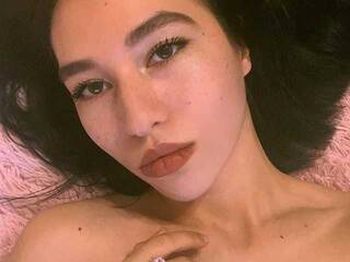 Chat vidéo érotique darkqueenn