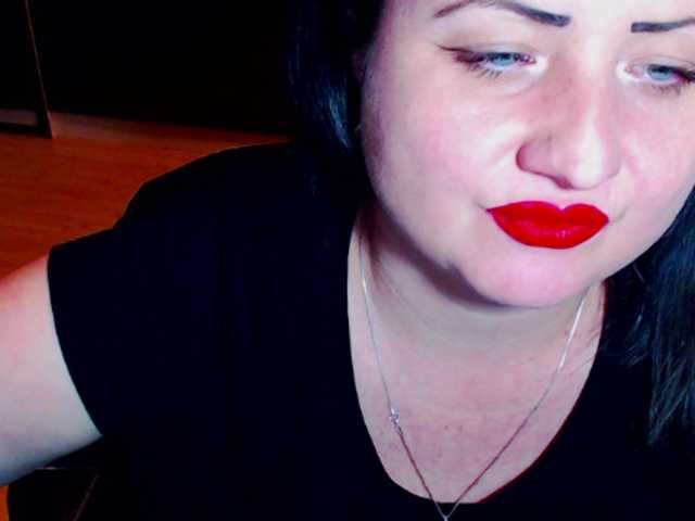 Captures d'écran de diffusion KinkyDomina